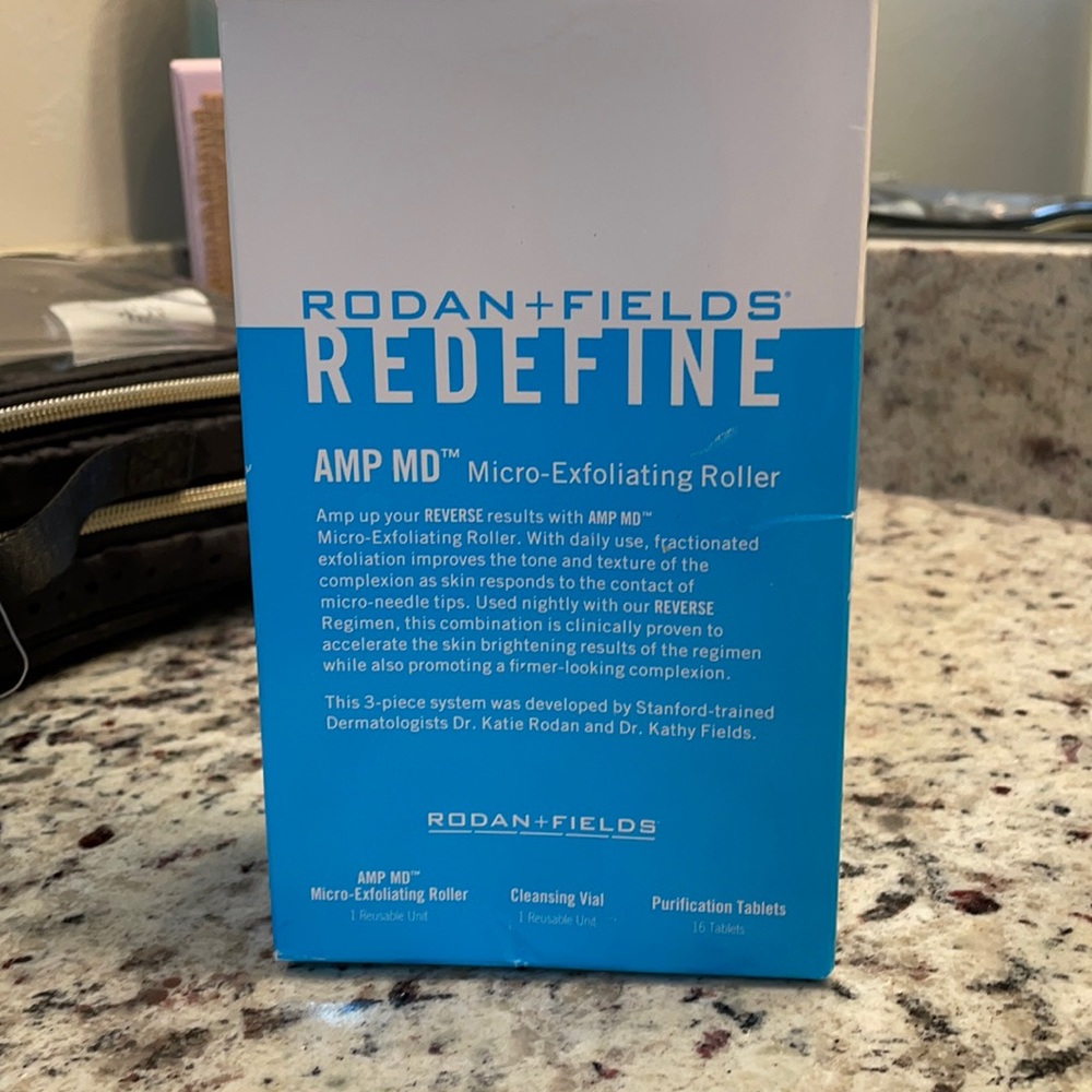 Rodan + Fields Micro-Exfoliating Roller Kit